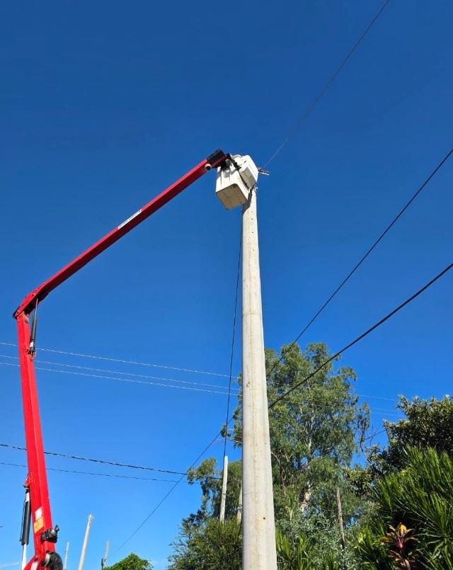 Mejor servicio y más seguridad: el impacto de las inversiones en infraestructura eléctrica de Energía de Misiones