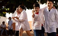 Recuerdan la importancia de completar el calendario de vacunación y realizar controles médicos para garantizar un ingreso escolar saludable