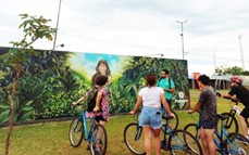 Conociendo “Murales en Bici”, una propuesta turística que combina arte y paseo al aire libre