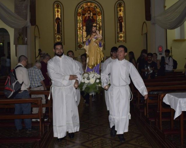 San José: Posadas celebró a su Santo Patrono con misa y serenata