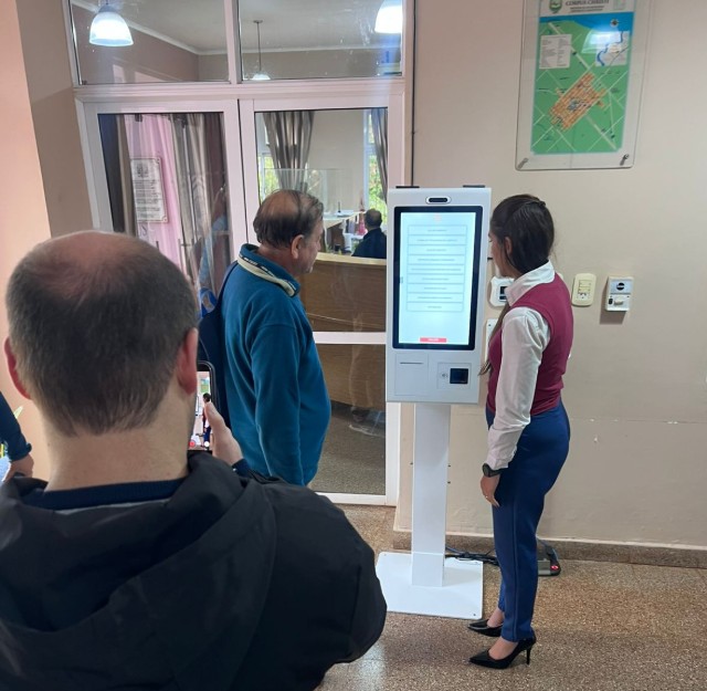 Imagen de la noticia: Energía de Misiones ratificó la continuidad del personal y el servicio de guardia en la localidad de Corpus