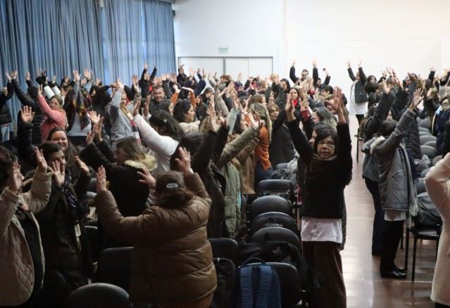 Más de 500 docentes de primaria se capacitaron en prevención de consumos problemáticos y adicciones 