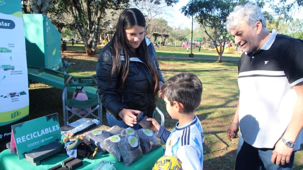 Posadas potencia el reciclaje en vacaciones de invierno con los ecocanje
