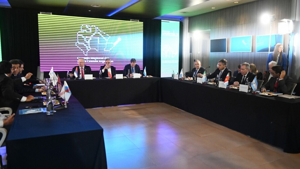 Passalacqua invitó a "mirar más al Norte" en la 24° Asamblea de Gobernadores 