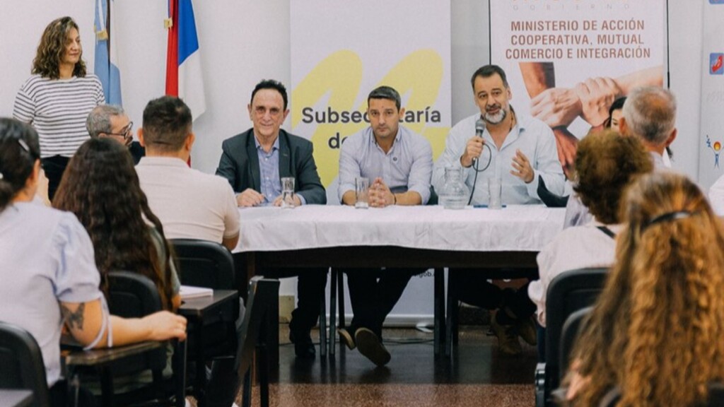 Capacitación “Salud y Cooperativas: Cuidado de Personas Adultas Mayores”