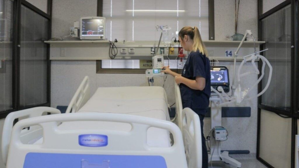 El Hospital Madariaga incorporó nuevas camas de alta tecnología en la Unidad de Terapia Intensiva 
