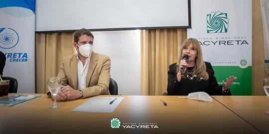 Yacyretá otorgó becas de estudio en conjunto con la UNaM
