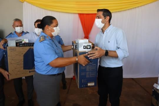 Se realizó la entrega de equipamiento informático destinado al Servicio Penitenciario Provincial
