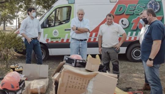 Yacyretá entregó equipamientos y medicamentos destinados a cuerpos de bomberos de localidades correntinas