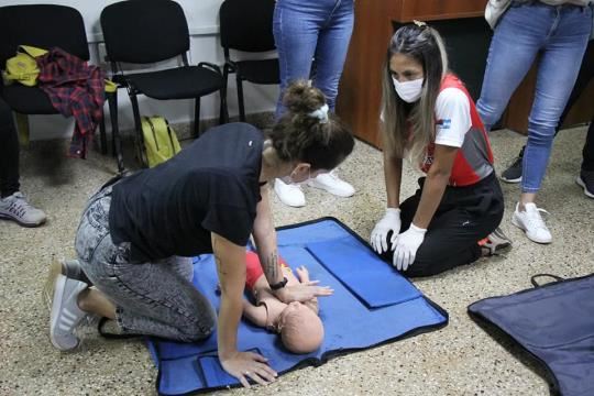 Capacitan sobre Primeros Auxilios y RCP a través del Programa Posadas REanima