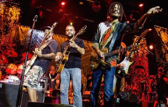 Natiruts en Posadas: se presentarán en el Anfiteatro con bandas invitadas como Nonpalidece