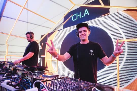 Noche de electrónica: este viernes llega "De la Swing" al Complejo La Aventura de Posadas